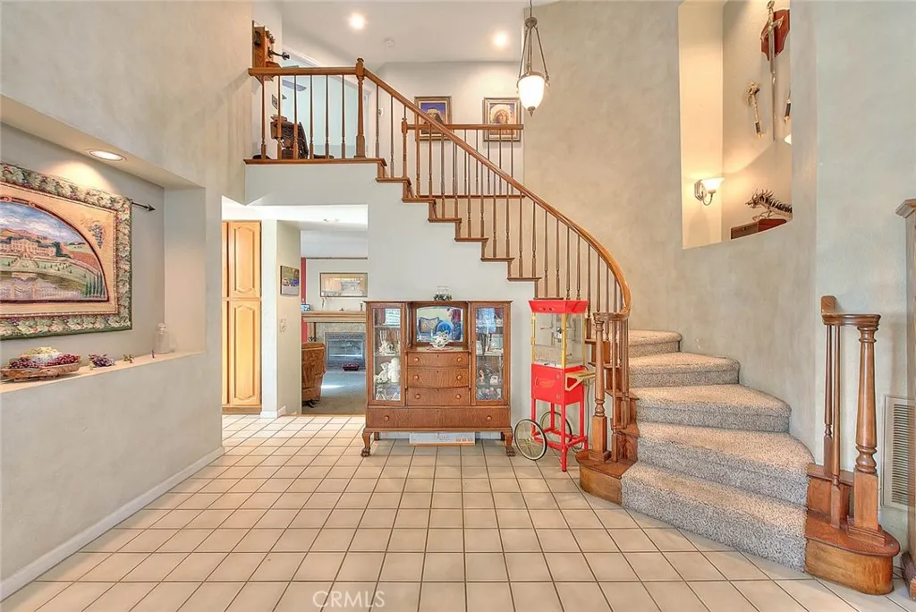 13178 Bella Vista Court, Chino Hills, California 91709 home-pic-25